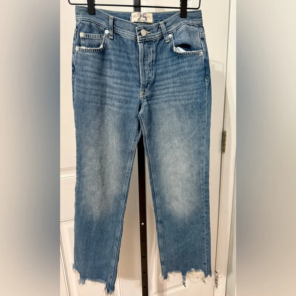 We The Free Free People‎ Jeans Button Fly Distressed Hem Size 25